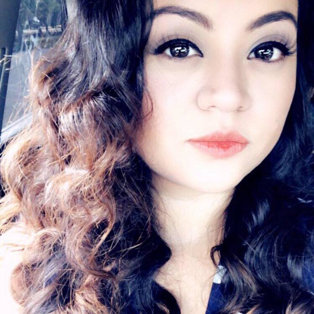 Meet your Posher, Gabriela